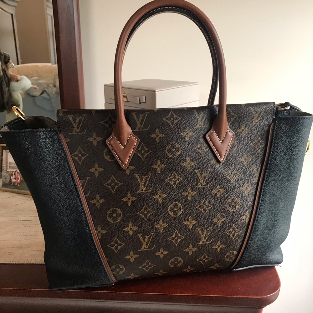 Louis Vuitton Monogram W PM Tote